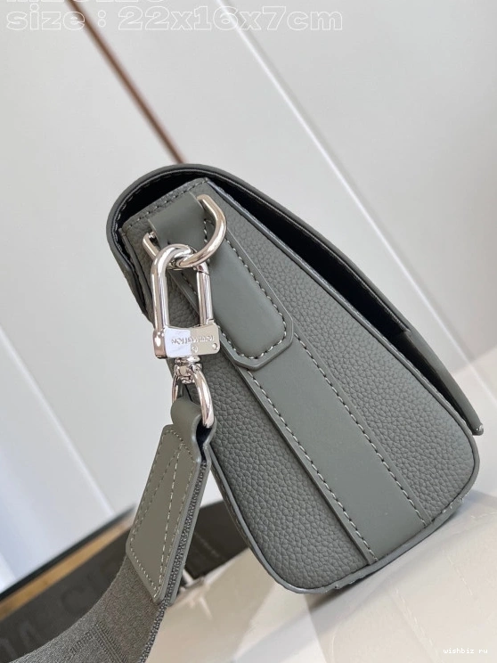 WIS PM-22*16.5*7CM LOUIS Messenger VUITTON Takeoff 0312